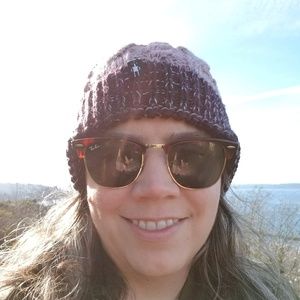 Meet your Posher, Leah